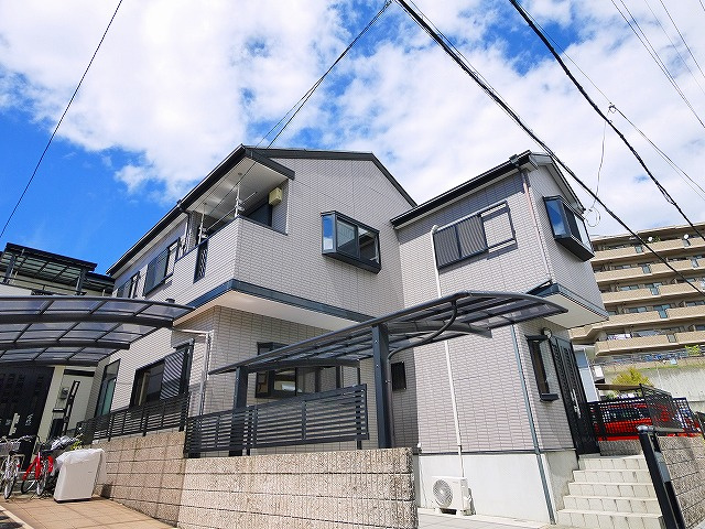 学園中戸建（706）の外観|おしゃれな外観です