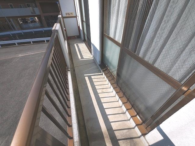 グレースコーポ東生駒のバルコニー