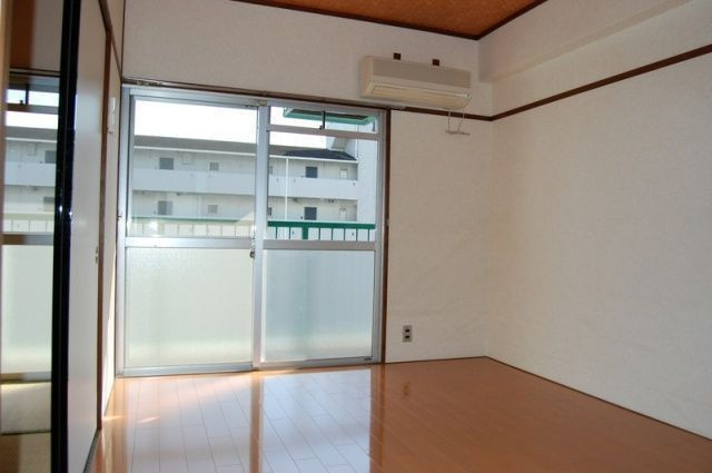 【寝室】 | 向陽ビル | ※同建物同型別のお部屋