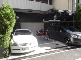 【駐車場】