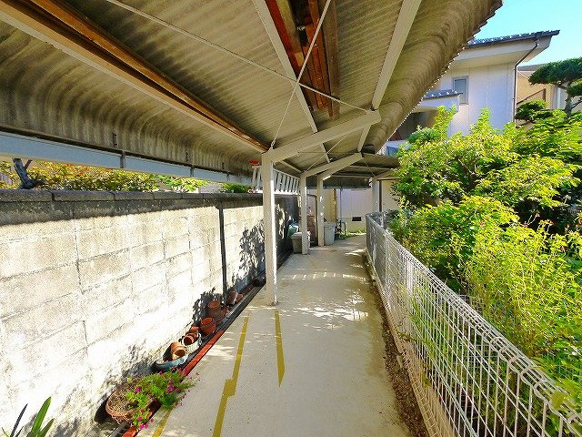 コーポあすなろBのその他共用部分|自転車置き場