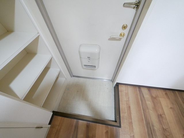 メゾンケイティーエスの玄関|きれいな玄関です