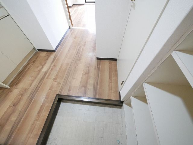 メゾンケイティーエスの玄関|毎日通る玄関はこちらです