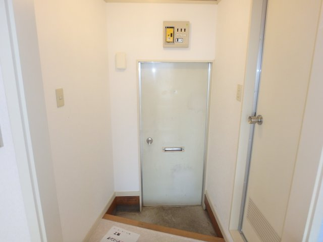 ベルハイツの玄関