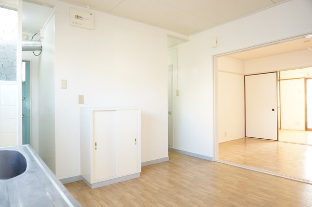 【居間・リビング】 | 豊中ローズハイツ