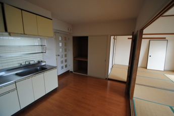 【居間・リビング】