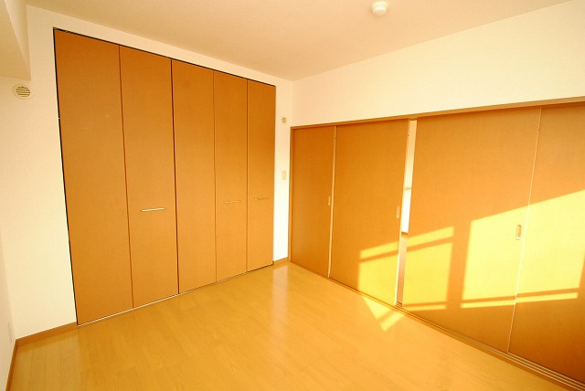 クレスト大善寺の寝室|同タイプ　類似写真