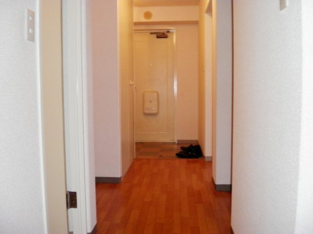 ボーマノワ|廊下