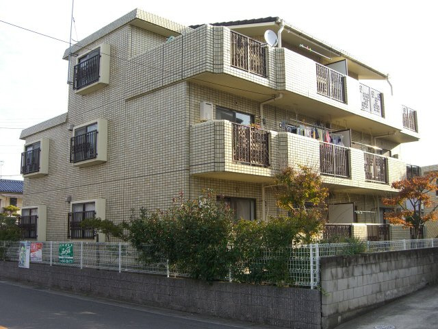 ボーマノワの外観|住環境良好な立地です