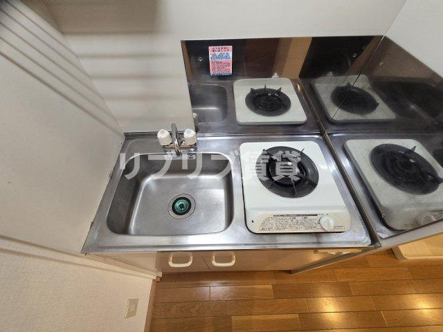 エスカイア本千葉第一のキッチン