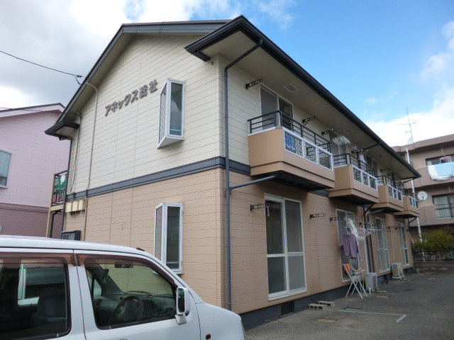 総社市中央１丁目のアパートの外観