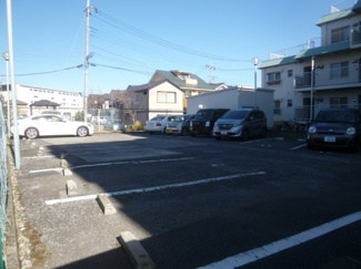 【駐車場】