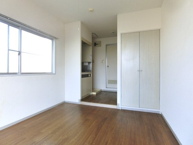 【居間・リビング】 | 洋室