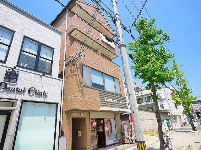 和光天理ビルの外観|外はこのようになっています