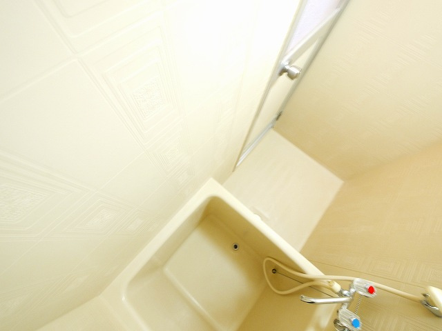 トマトハウスのトイレ|お風呂です