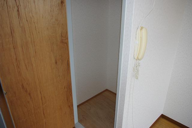 トマトハウスの収納|収納のためのスペースです