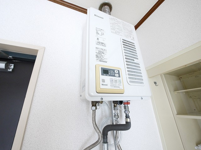 泉都ハイツの設備|給湯器
