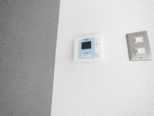泉都ハイツのセキュリティ|モニター付きインターホーン
