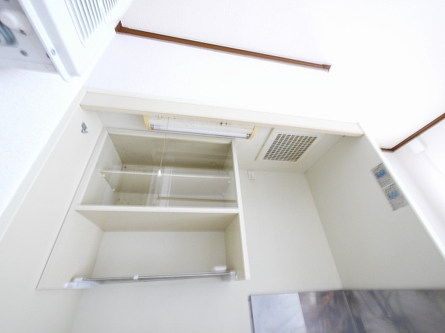 泉都ハイツのキッチン|使いやすいキッチンです