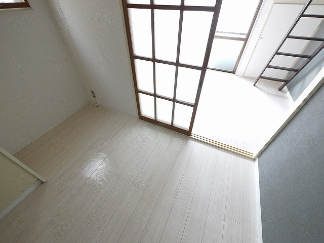 泉都ハイツの洋室|洋室です