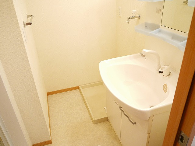 フォンティーヌの洗面所|脱衣スペースもあります