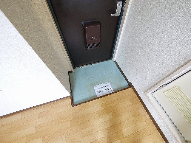泉都ハイツの玄関|きれいな玄関です