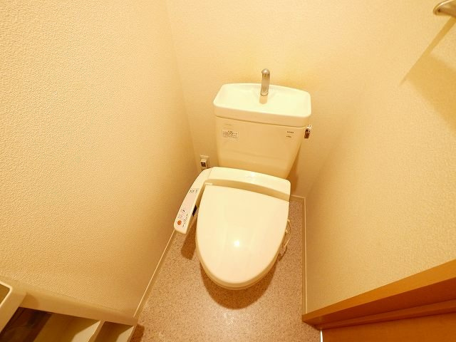 ベレオ天理のトイレ|落ち着いたトイレです