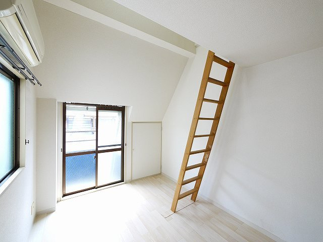 CASA天理の居間・リビング|ゆったり過ごせる居間です