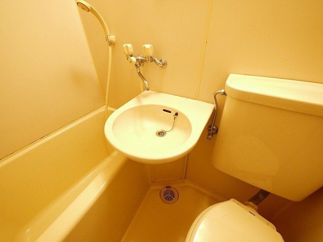 CASA天理の洗面所|忙しい朝には欠かせない洗面所です