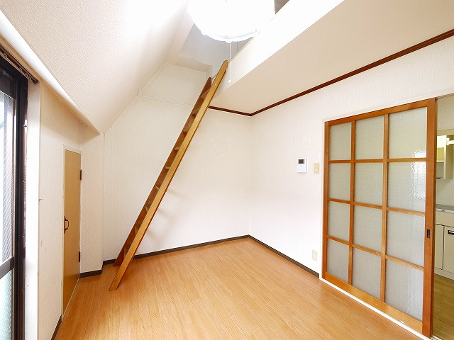 泉都ハイツの寝室|寝室にいかがでしょうか