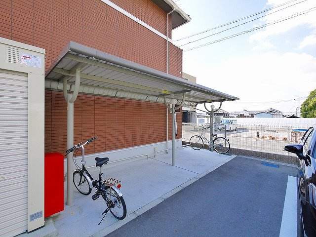 メゾンド・ボヌールのその他共用部分|自転車置き場