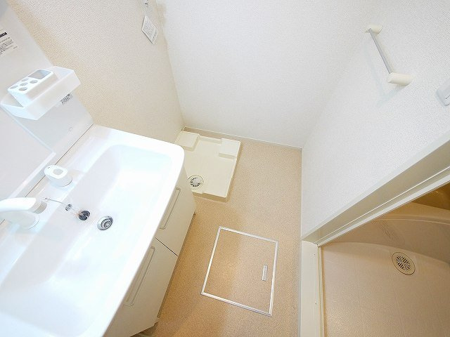 メゾンド・ボヌールの洗面所|コンパクトで使いやすい洗面所