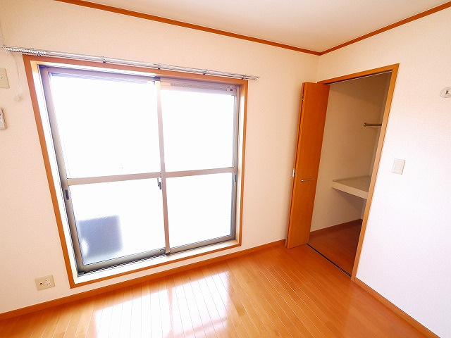 クレールマーマの洋室|個人の部屋や寝室として使える洋室です