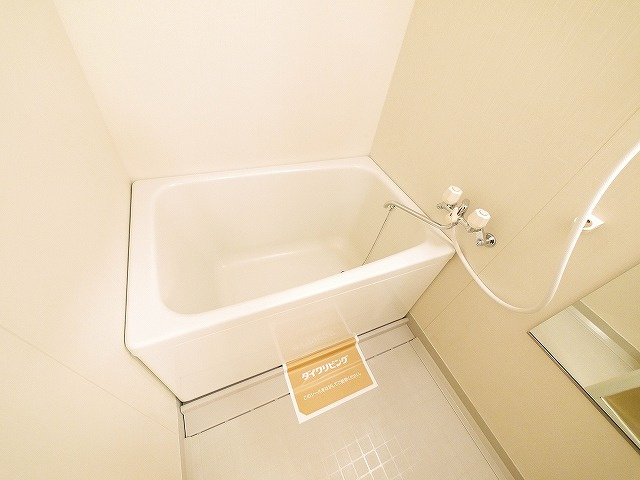 クレールマーマの浴室|落ち着いた空間のお風呂です