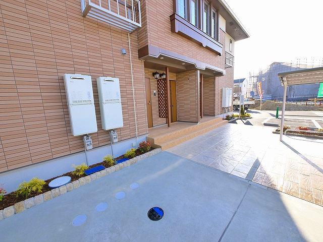 ネオ・アライブⅡのその他共用部分|建物入り口です