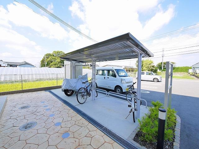 ユーハイツのその他共用部分|自転車置き場