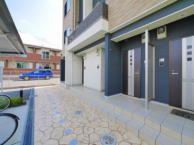 ユーハイツのエントランス|ゆとりのあるエントランスです