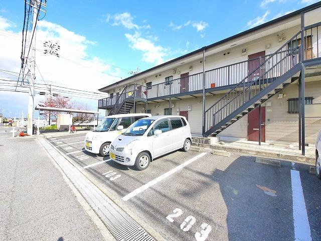 エスポアールＴＨの駐車場|駐車場完備です