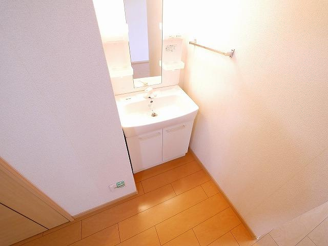 エスポアールＴＨの洗面所|広い洗面スペース