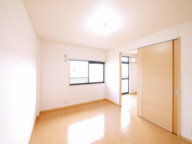 エスポアールＴＨの洋室|きれいな洋室です