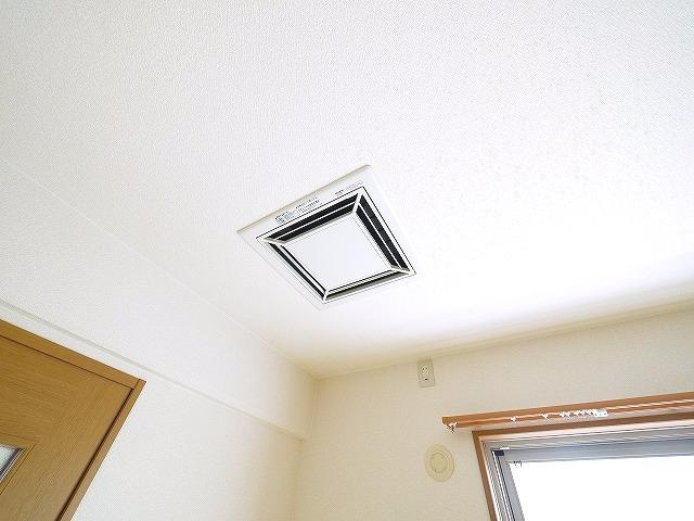 結充Immeuble　A館の設備|室内換気扇
