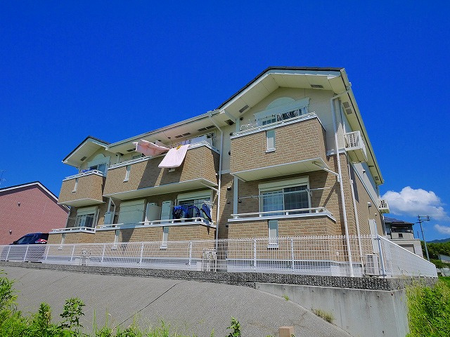 プロムナードⅡの外観|外はこのようになっています