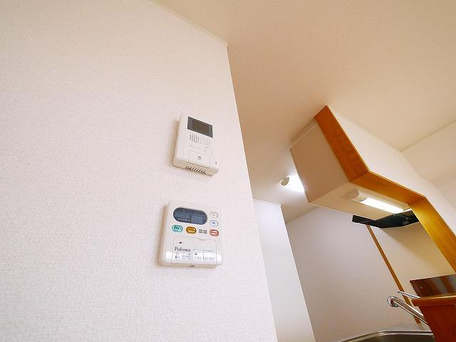プロムナードⅡのセキュリティ|モニター付きインターホンです