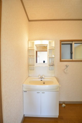 【独立洗面台】 | ロアール北美 | 朝の身支度には欠かせない独立洗面化粧台