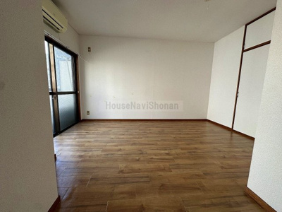 【居間・リビング】 | 沢田ビル