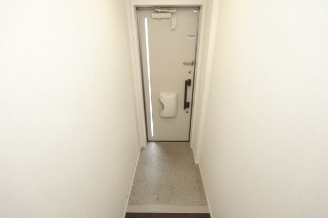 ラシーネ鎌倉の玄関