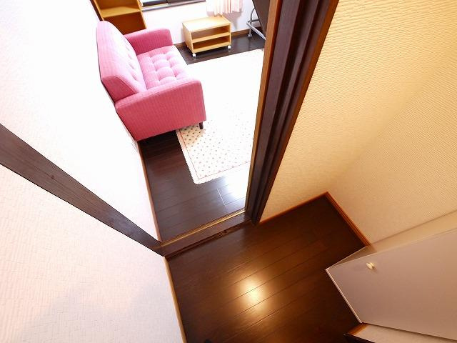 若草ビレッジの玄関
