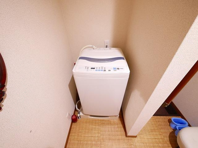 若草ビレッジの設備|共同洗濯機