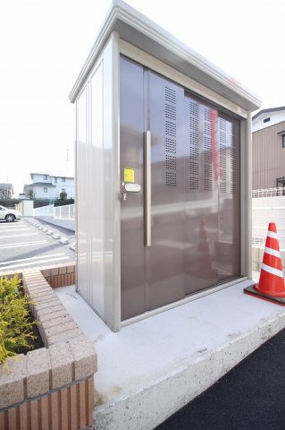 リリーオブナイルのその他共用部分|専用ゴミ置場