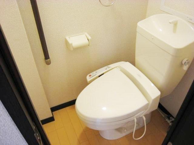 【トイレ】 | コスモⅡ | バストイレ別。温水洗浄便座付き